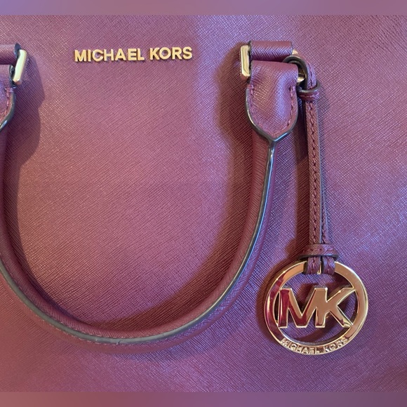 Michael Kors Sutton Satchel - Picture 8 of 14